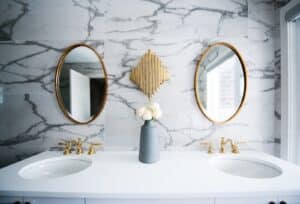 materiaux-tendance-renovation-salle-bains-2023